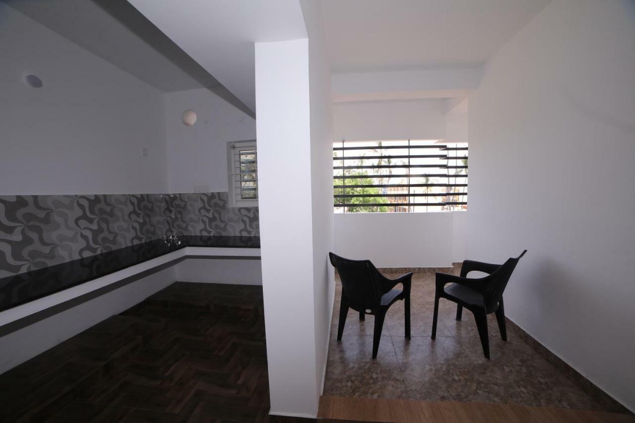 The Base Inn Pondicherry Bagian luar foto