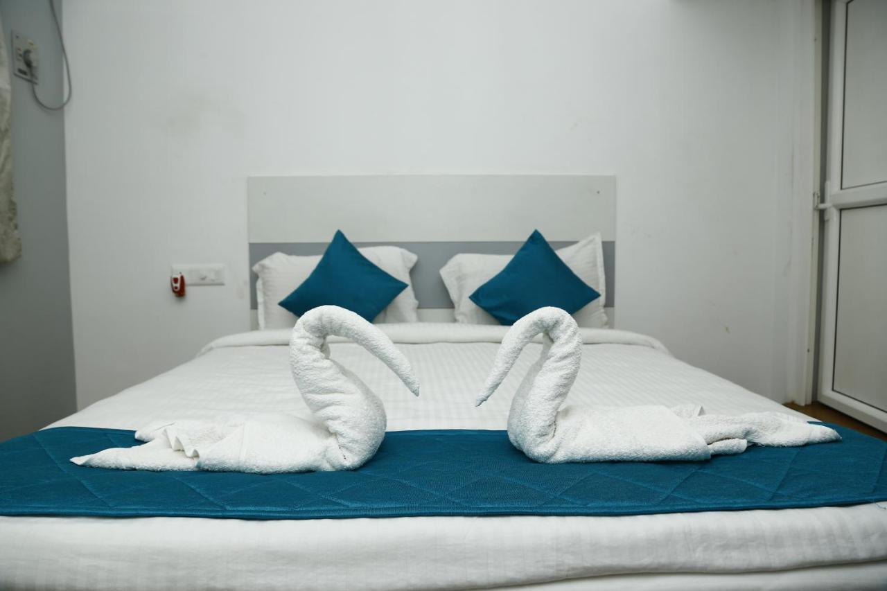 The Base Inn Pondicherry Bagian luar foto